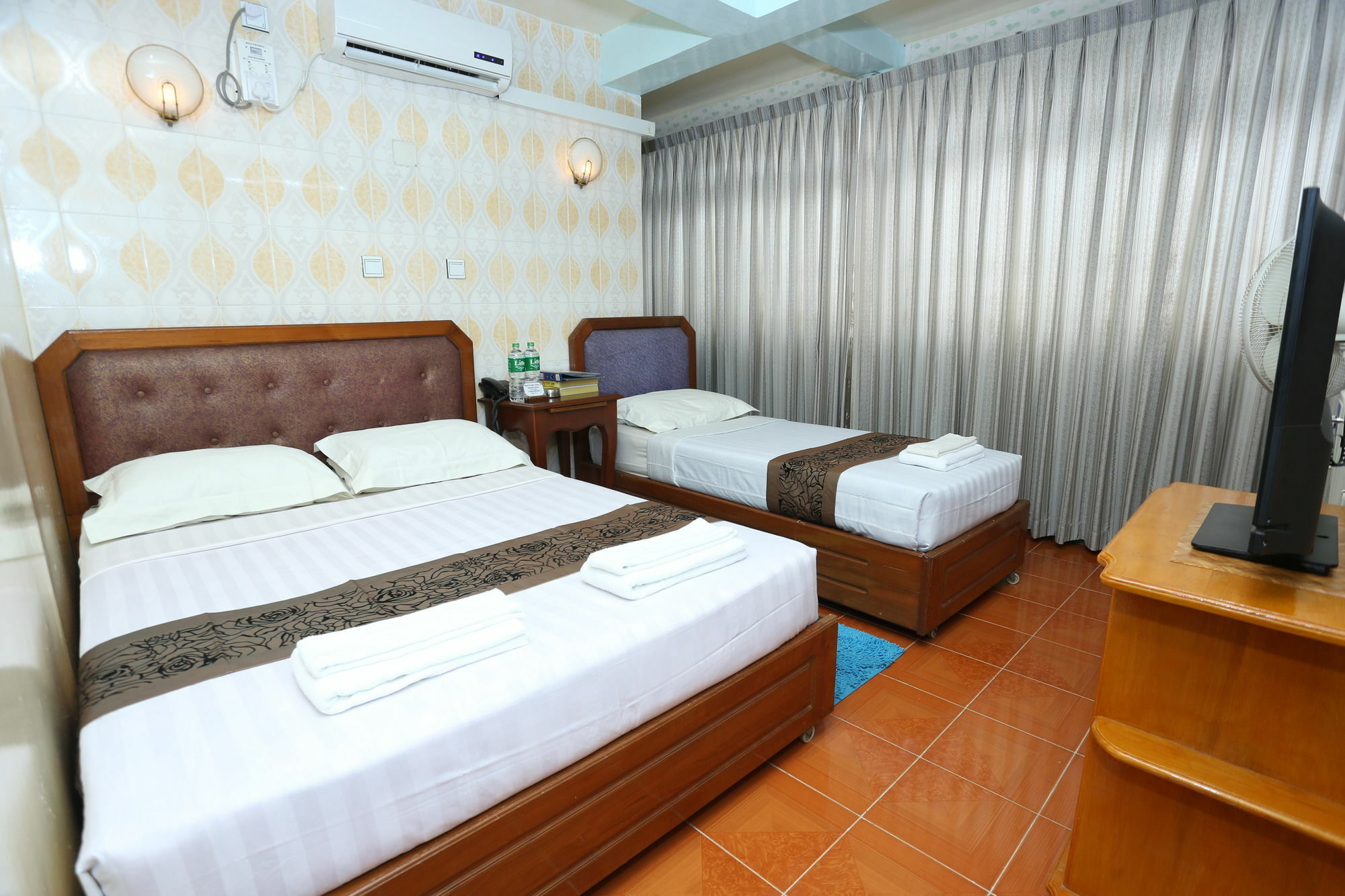 Beautyland Hotel II Yangon Bagian luar foto